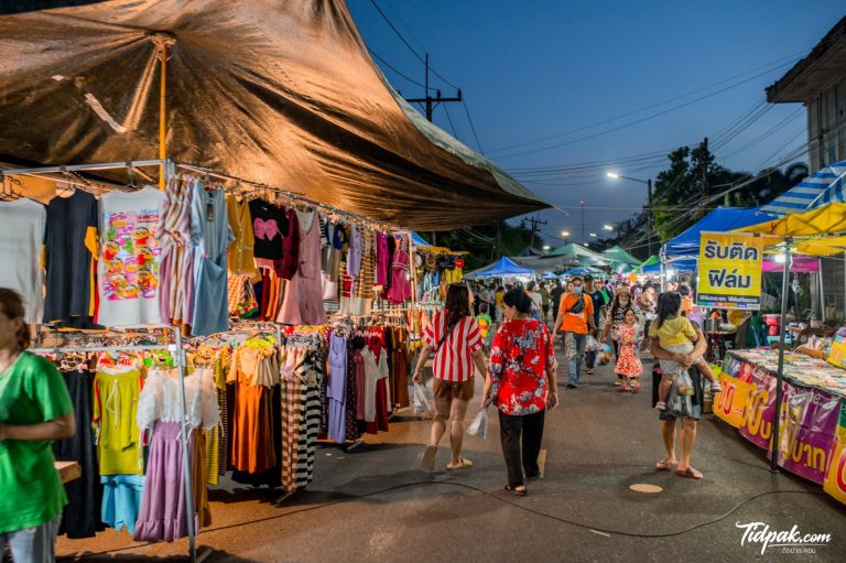ถนนคนเดิน สถานีรถไฟ 2